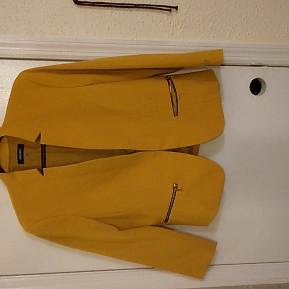 Nine West Size 12 Gold  Blazer
